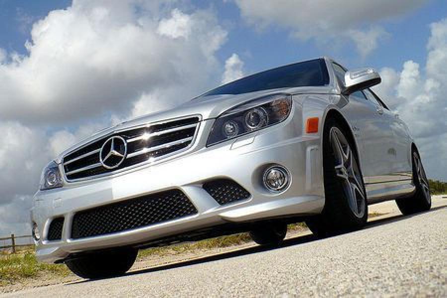  Mercedes-Benz C63 AMG by RENNtech 2008 года  (фото 12 из 13)